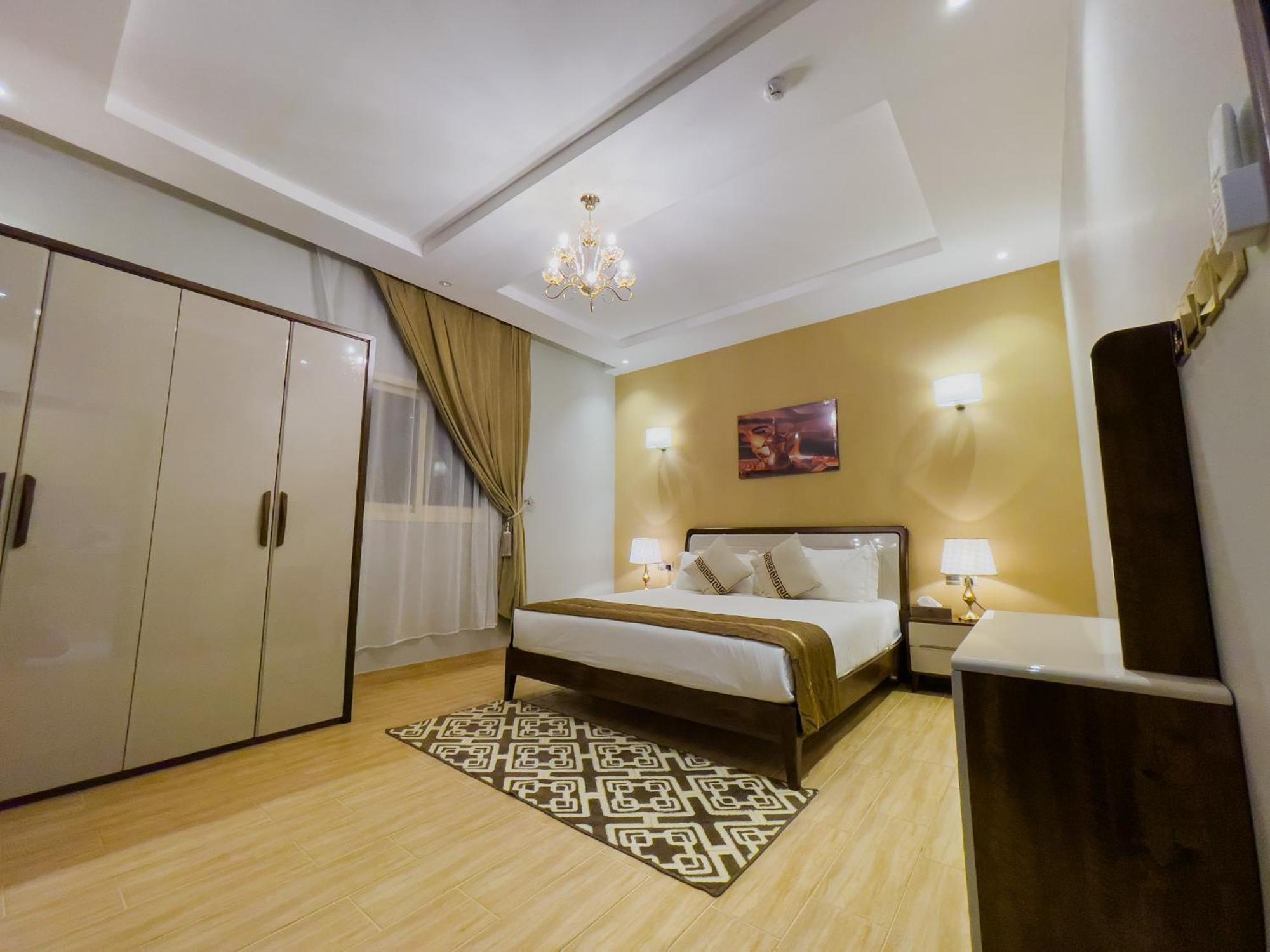 Landmark Hotel Suites Tabuk Exterior photo